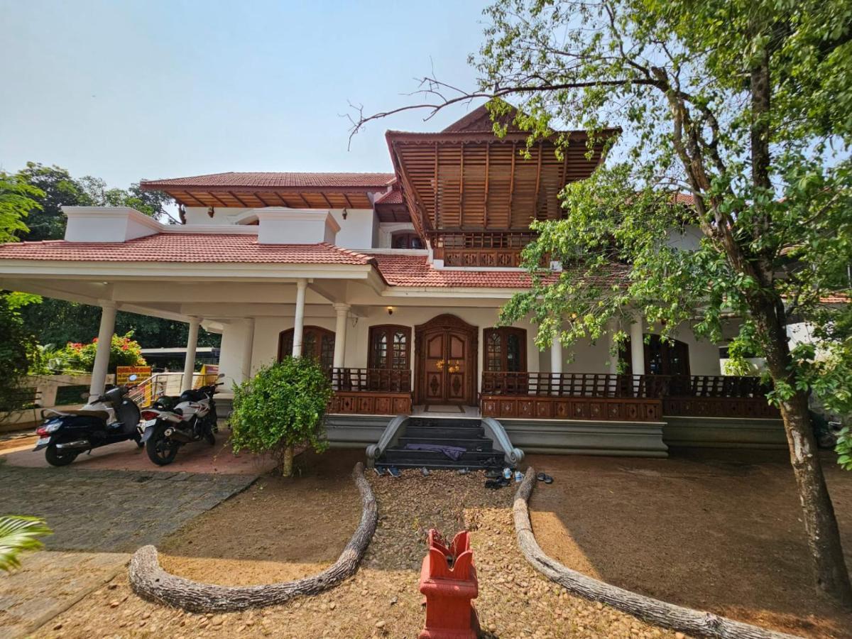 Dream Palace Alappuzha 외부 사진