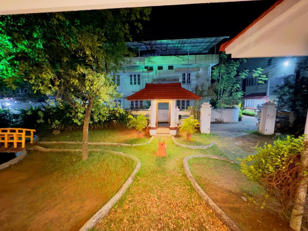 Dream Palace Alappuzha 외부 사진